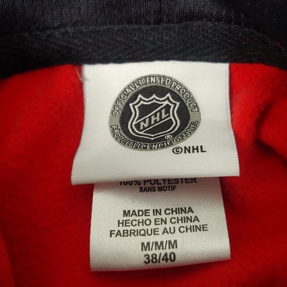 Chicago Blackhawks NHL Official Mens M Sweatshirt Red Pullover Hooded Hockey - Picture 6 of 9